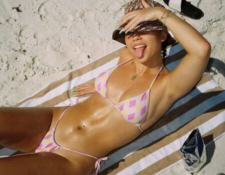 Full leaked Leah halton page private photo