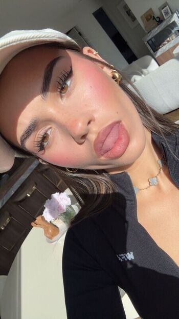 Full leaked Leah halton page private photo