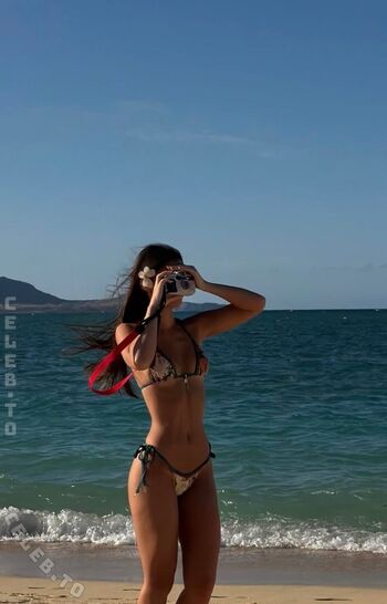 Full leaked Leah halton page private photo
