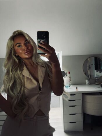 Full leaked Leah rafferty private photo