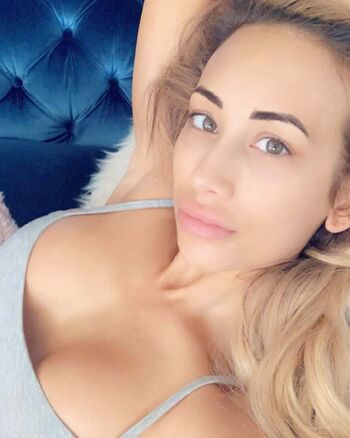 Full leaked Leah vandale private photo
