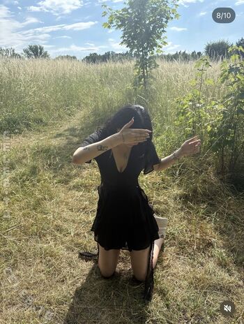 Full leaked Leahbunnyy private photo