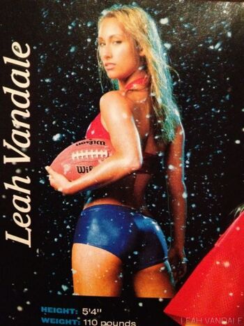 Full leaked Leahvandale private photo