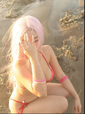 Full leaked Leakeshiaaa private photo