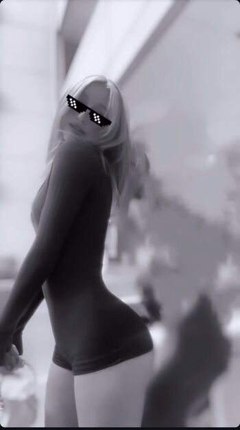 Full leaked Lealdeen private photo