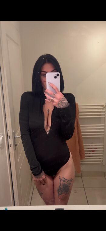 Full leaked Leataprof private photo