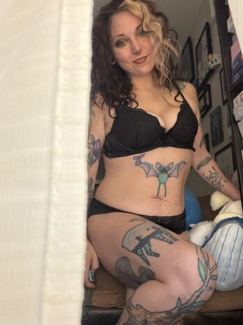 Full leaked Leathernlacecase private photo