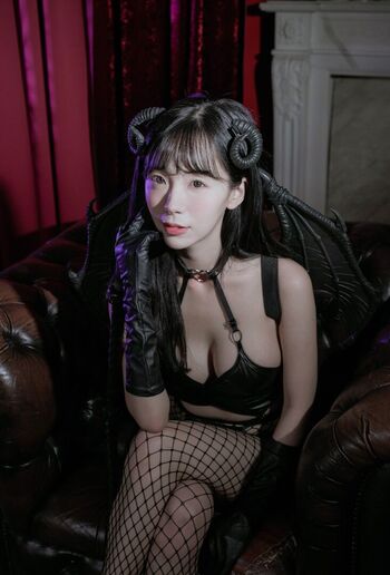 Full leaked Leeesovely page private photo