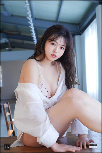 Full leaked Leehee express page private photo