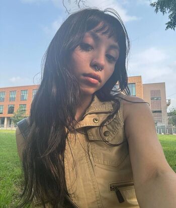 Full leaked Leeverze private photo