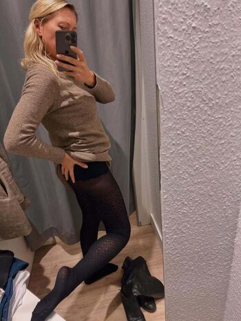Full leaked Leggymella private photo