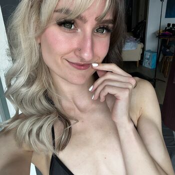 Full leaked Leiahazy private photo
