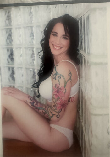 Full leaked Leigh wolfe private photo