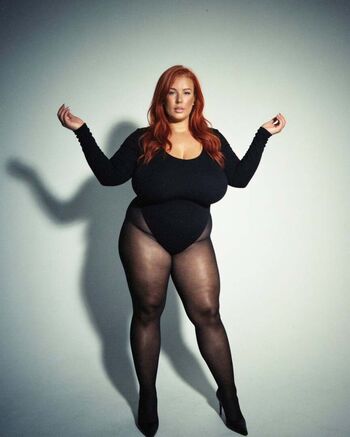 Full leaked Leighlouise private photo