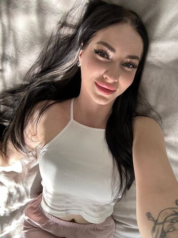 Full leaked Leila private photo