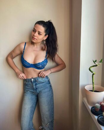 Full leaked Lena bartos private photo