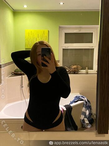 Full leaked Lenaa stk  page private photo