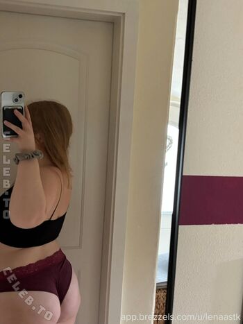 Full leaked Lenaastk page private photo