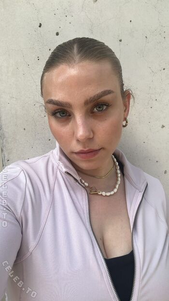 Full leaked Lenadenisee private photo