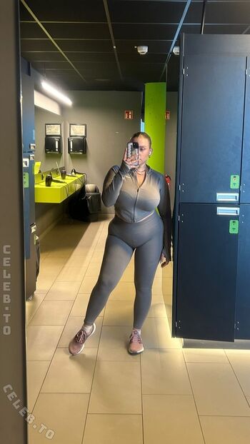 Full leaked Lenadenisee private photo
