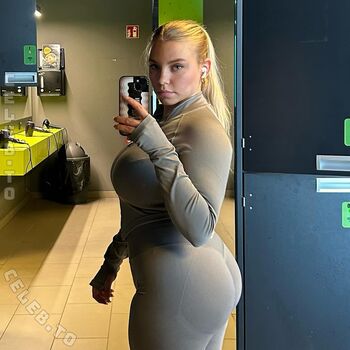 Full leaked Lenadenisee private photo