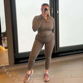 Full leaked Lenadenisee private photo