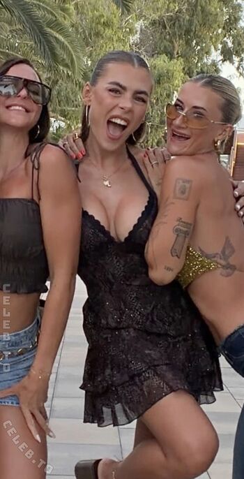 Full leaked Lenaknk private photo