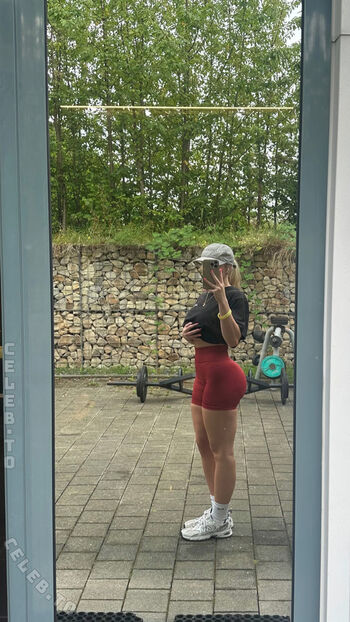 Full leaked Lenamxnk private photo