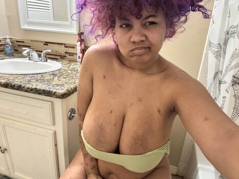 Full leaked Lenaporn page private photo