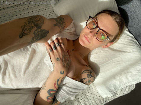 Full leaked Lenasnowflake private photo
