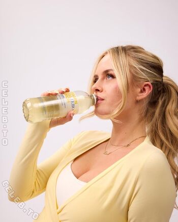 Full leaked Leni marie private photo