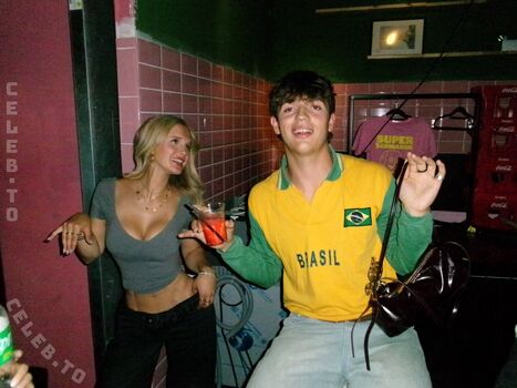 Full leaked Leni zkm private photo