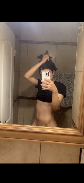 Full leaked Leo s private photo