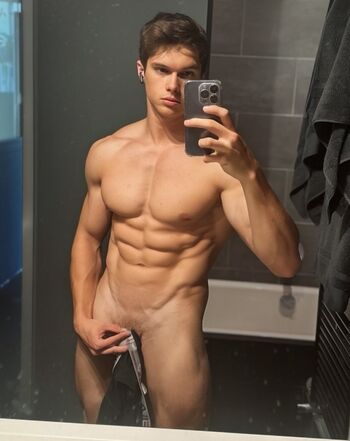 Full leaked Leoaesthetics private photo