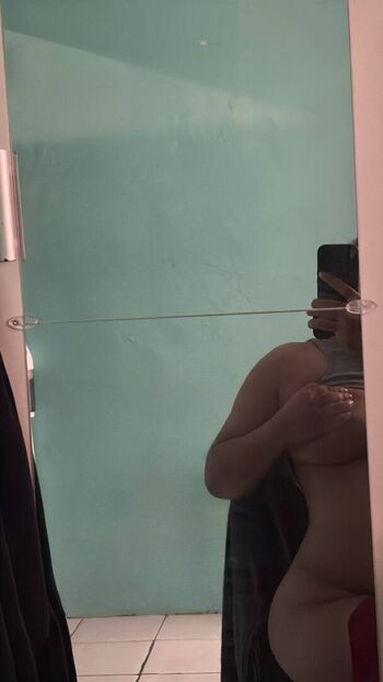 Full leaked Leogurlll private photo
