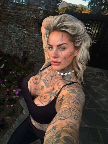 Full leaked Leoni baltz private photo