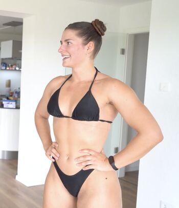 Full leaked Leonie kommoss private photo