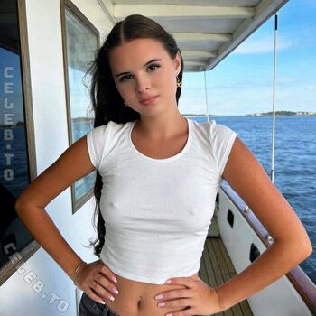 Full leaked Leonih private photo