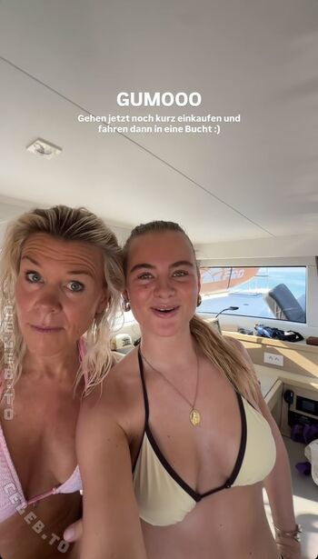 Full leaked Leonyymartinek private photo