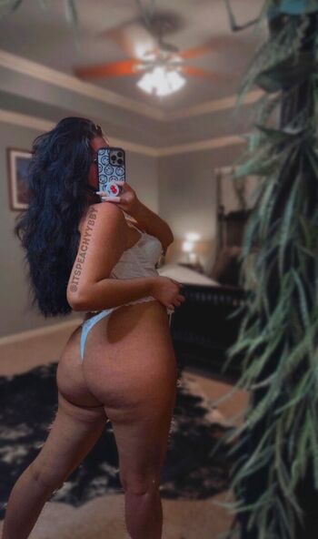 Full leaked Lesham private photo