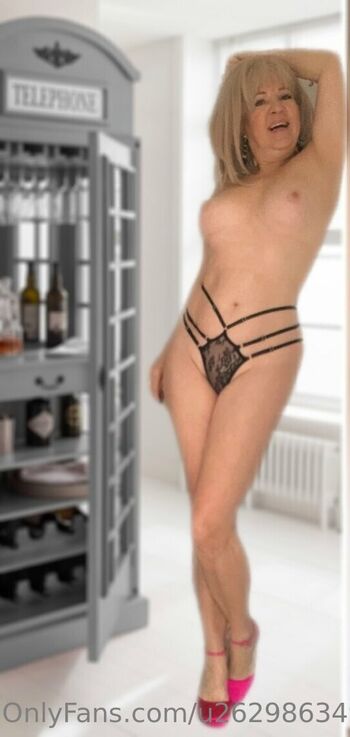 Full leaked Lesley banks private photo
