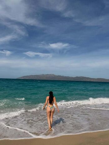 Full leaked Lesli de la torre private photo
