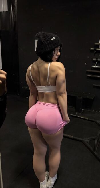 Full leaked Lesliemrtinez private photo