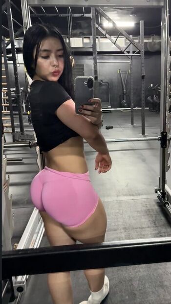 Full leaked Lesliemrtinez private photo