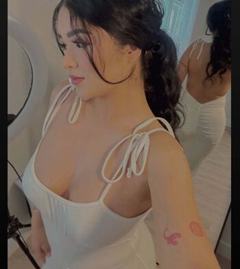 Full leaked Leslyahdz private photo