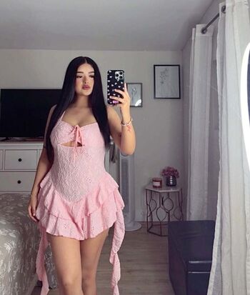 Full leaked Leslyahdz private photo
