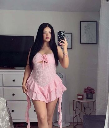 Full leaked Leslyahdz private photo