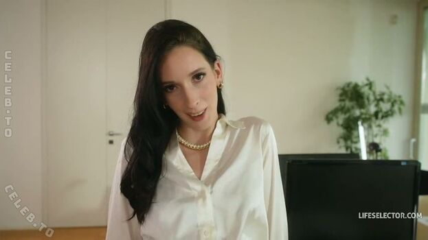 Full leaked Leya desantis page private photo