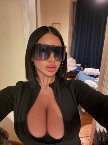 Full leaked Leyla amari private photo