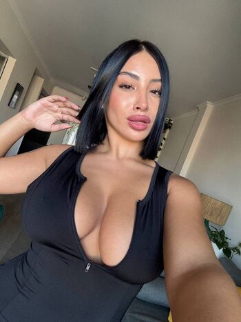 Full leaked Leyla amari private photo